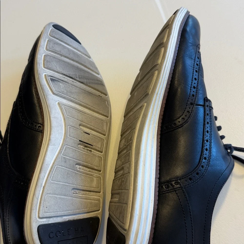 Cole Haan Men's Black Leather Dress Shoes Sz 11.5. Tub1